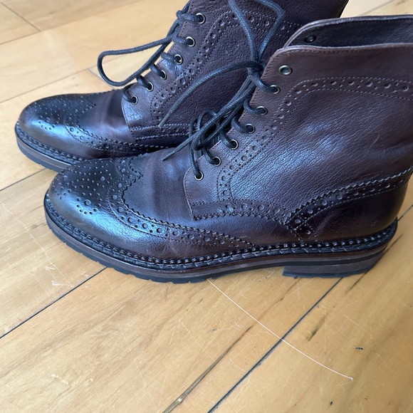 Boots - Picture 3 of 4